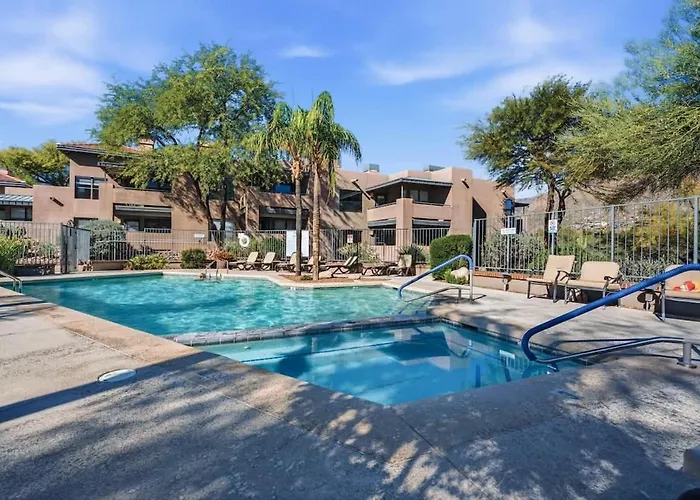 Holiday home Sanctuary Escape With Heated Pools & Views