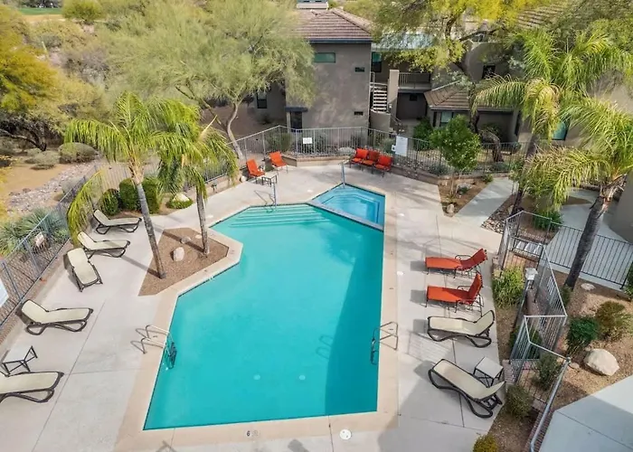Sanctuary Escape With Heated Pools & Views Holiday home *