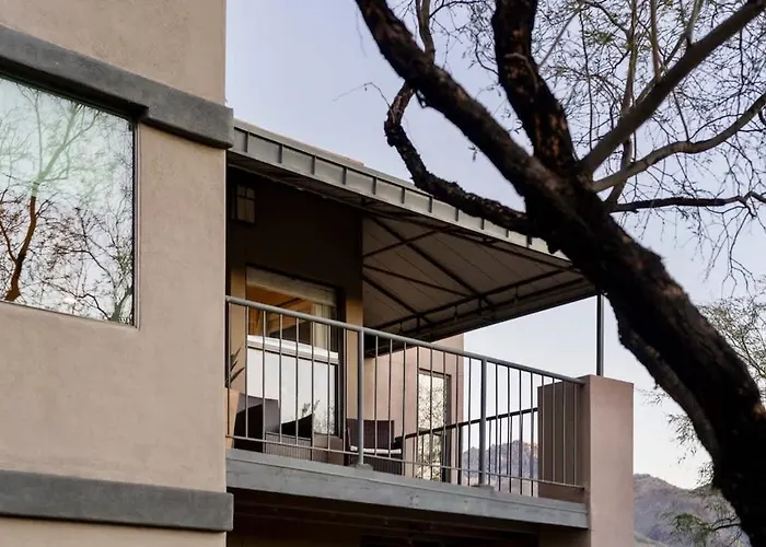 Holiday home Sanctuary Escape With Heated Pools & Views *