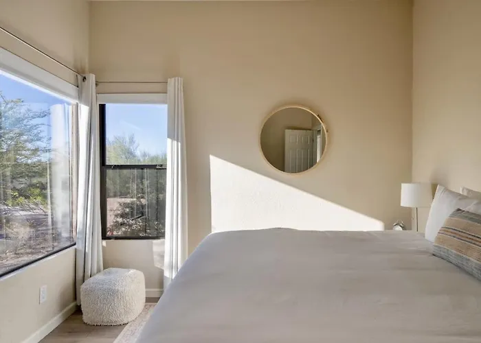 Sanctuary Escape With Heated Pools & Views *